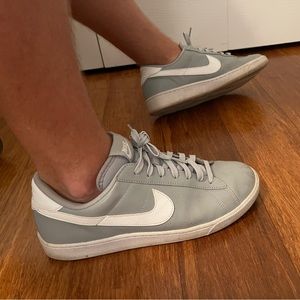 Men Nike Tennis Classic CS Sneakers Blue Size 9.5